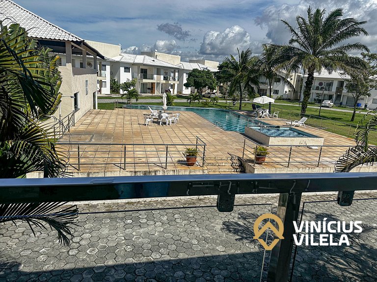 Apê 2Q Frente a praia do Mutá cond. com piscina