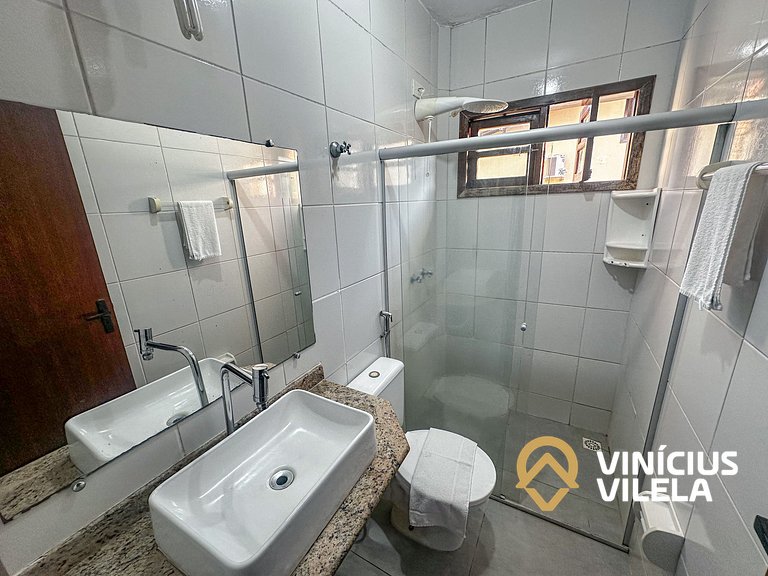 Duplex 2 suítes (com ar), cond. com piscina, sauna
