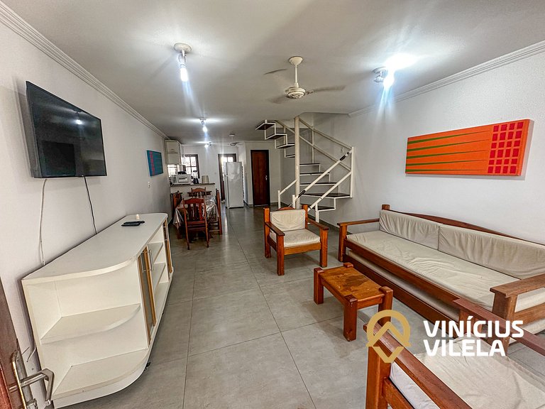 Duplex 2 suítes (com ar), cond. com piscina, sauna