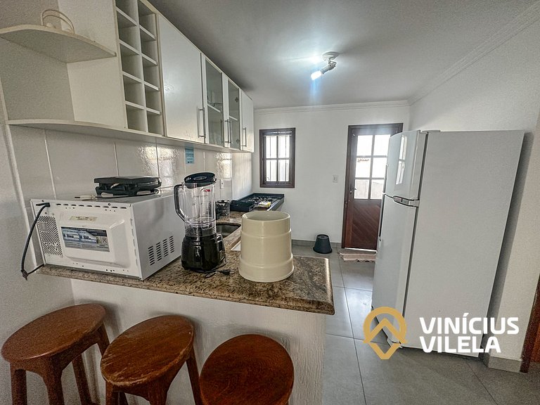 Duplex 2 suítes (com ar), cond. com piscina, sauna