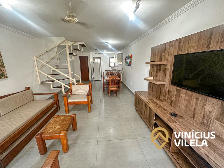 Duplex 2 suítes (com ar), cond. com piscina, sauna