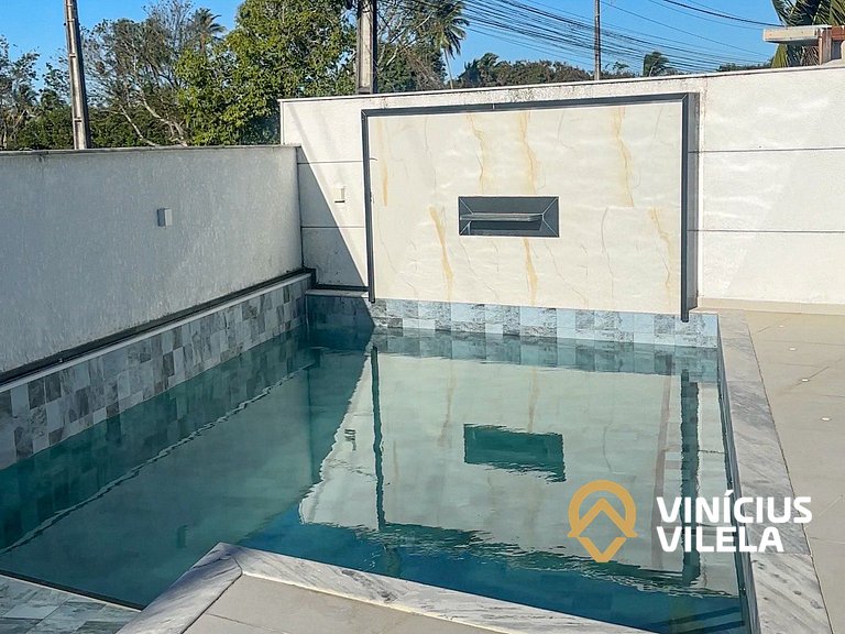 Apto 2Q a 50m da praia de Taperapuã, com piscina, pavimento