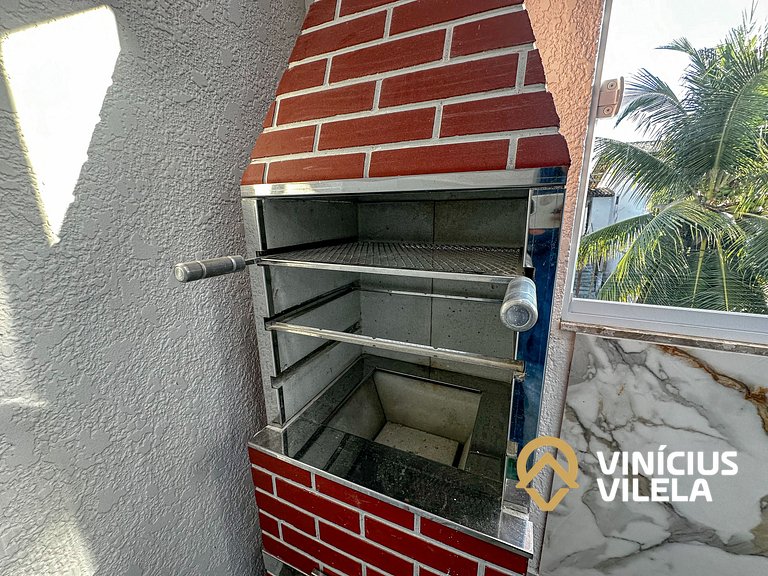 Apto 2Q a 50m da praia de Taperapuã, com piscina, pavimento