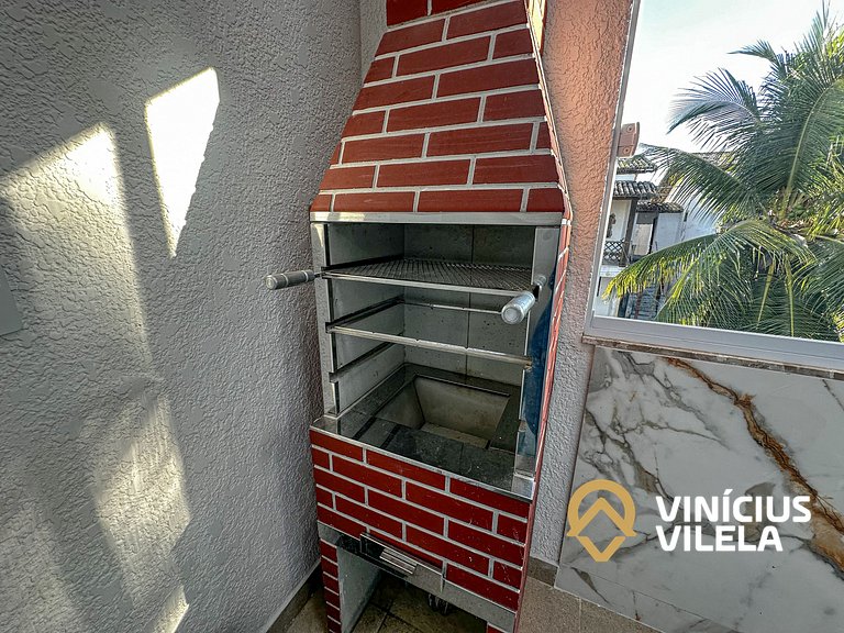 Apto 2Q a 50m da praia de Taperapuã, com piscina, pavimento