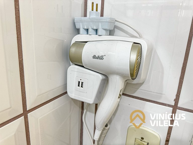 Apê 2Q cond. com piscina prox ao Axé Moi