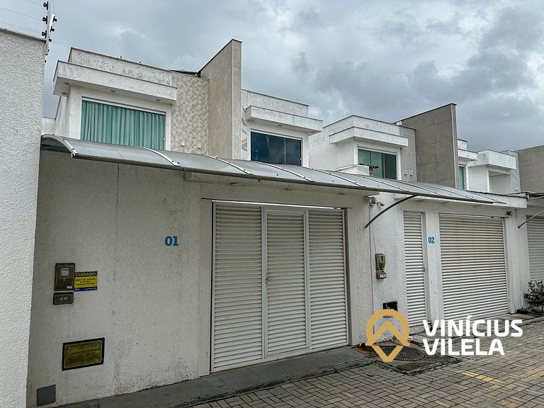 Casa com Piscina Privativa a 100m da Praia