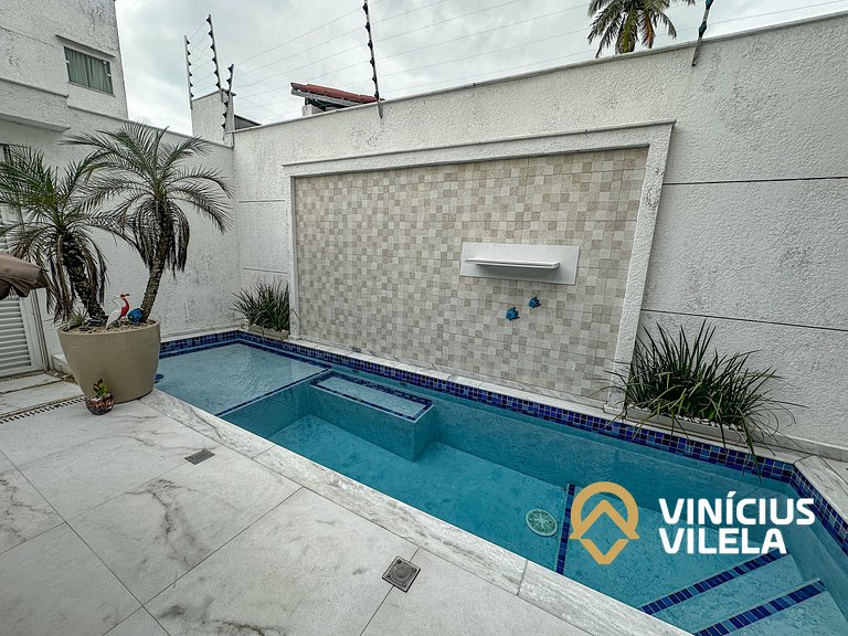 Casa com Piscina Privativa a 100m da Praia