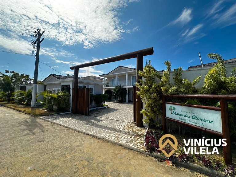 Casa toda climatizada com 2 suítes, gourmet privativo e inte