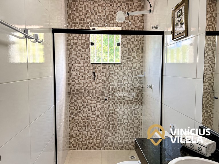 Apto 2Q  prox. a pria de Taperapuã (Vista piscina)