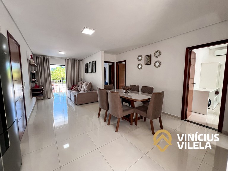 Apto 2Q  prox. a pria de Taperapuã (Vista piscina)