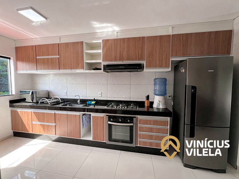 Apto 2Q  prox. a pria de Taperapuã (Vista piscina)