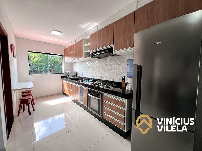 Apto 2Q  prox. a pria de Taperapuã (Vista piscina)